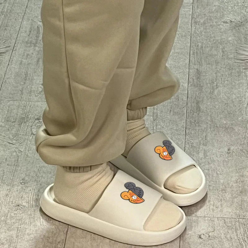 Women Single Band Bathroom Slippers Soft Thick Sole Platform Slides Non-slip Bath Home Leisure 2023 Couple Men Shoes
Women Single Band Bathroom Slippers Soft Thick Sole Platform Slides Non-slip Bath Home Leisure 2023 Couple Men Shoes