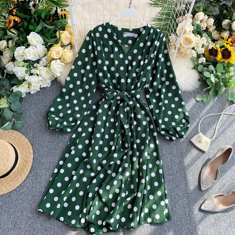 Vintage Polka Polka Dot MIDI Women's 2022 Stylish Puffy Sleeves V-neck A-line summer dress long sleeve dress
Vintage Polka Polka Dot MIDI Women's 2022 Stylish Puffy Sleeves V-neck A-line summer dress long sleeve dress
