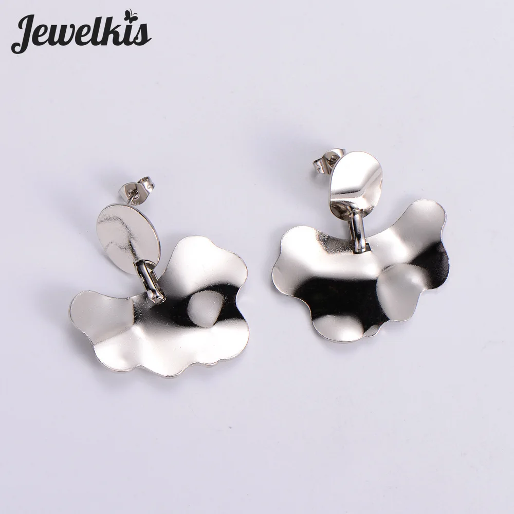 Jewelkis 2022 New Smooth Metal Map Shape Irregular Petal Sequin Exaggerated Earrings for Women Fashion Jewelry Gifts 
Jewelkis 2022 New Smooth Metal Map Shape Irregular Petal Sequin Exaggerated Earrings for Women Fashion Jewelry Gifts