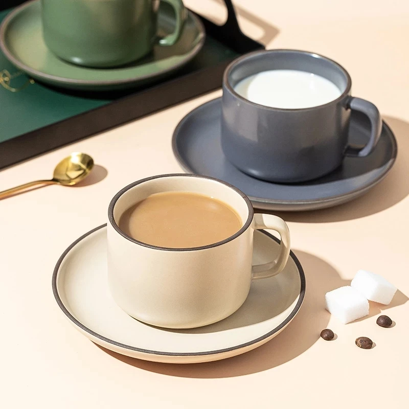 

Матовая кофейная чашка в скандинавском стиле, блюдце, домашний ретро набор для послеобеденного чая, креативная простая чашка для завтрака, ...