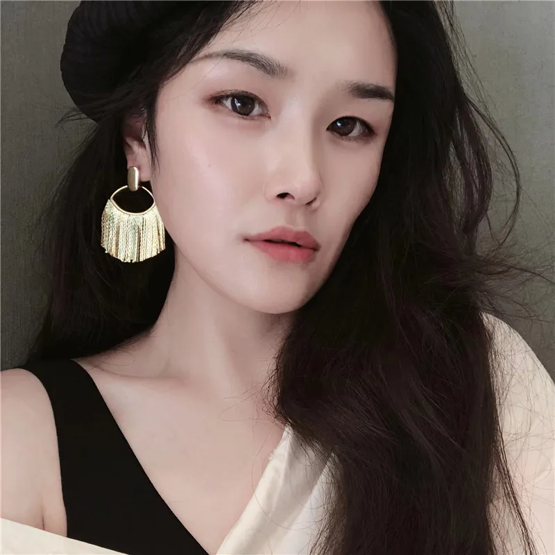 925 Silver Needles 18K Gold Vintage Exaggerate Gold Plated Flowing Long Tassel Earrings for Women Party Jewelry Accessories Gift 
925 Silver Needles 18K Gold Vintage Exaggerate Gold Plated Flowing Long Tassel Earrings for Women Party Jewelry Accessories Gift