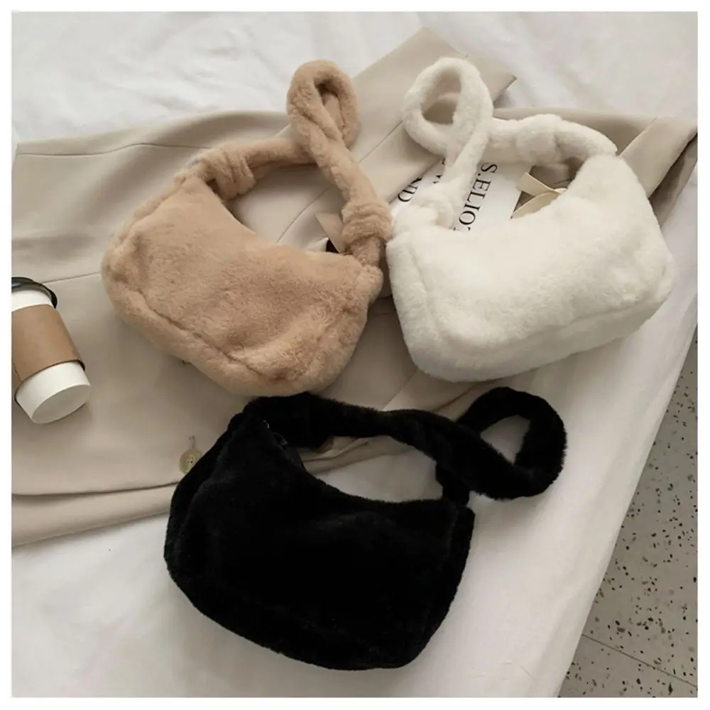 Women Winter Design Soft Plush Hobos Shoulder Bags Furry Ladies Clutch Purse Handbag Simple Fashion Female Underarm Bag
Women Winter Design Soft Plush Hobos Shoulder Bags Furry Ladies Clutch Purse Handbag Simple Fashion Female Underarm Bag