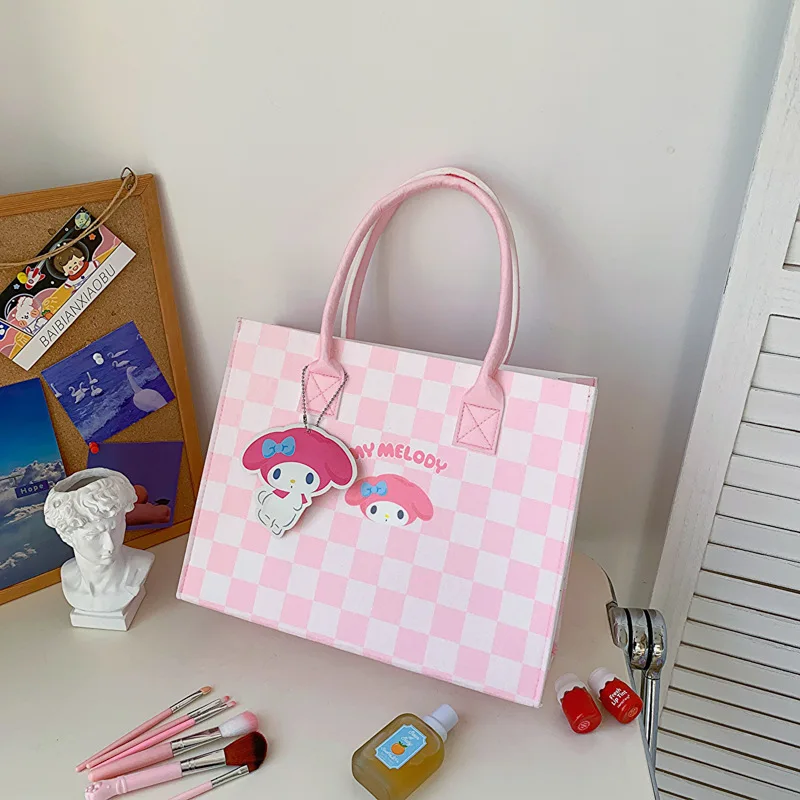 Sanrio Hello Kitty Kuromi My Melody Cartoon Felt Handbag Portable Hand Bag Gift Bag Internet Celebrity Simple Felt Shopping Bag
Sanrio Hello Kitty Kuromi My Melody Cartoon Felt Handbag Portable Hand Bag Gift Bag Internet Celebrity Simple Felt Shopping Bag
