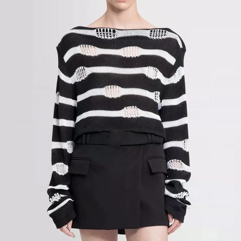 Early Autumn Striped Knitted Pullover Women High End Long Sleeve A One-shoulder Knitted Sweater With Holes Fashion Casual Jumper
Early Autumn Striped Knitted Pullover Women High End Long Sleeve A One-shoulder Knitted Sweater With Holes Fashion Casual Jumper