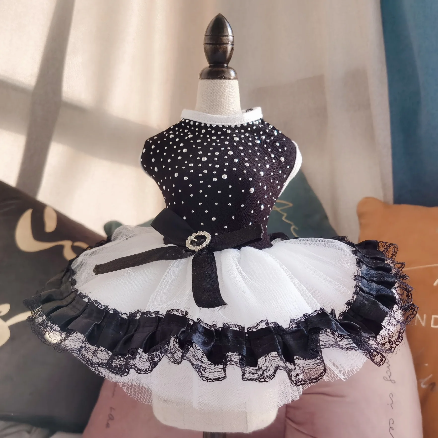 Pet Wedding Dress Pet Dresses Cat Skirts Dog Dresses Solid Colors Sweet Cute Pet Accessories Dog Accessories Dog Clothes
Pet Wedding Dress Pet Dresses Cat Skirts Dog Dresses Solid Colors Sweet Cute Pet Accessories Dog Accessories Dog Clothes