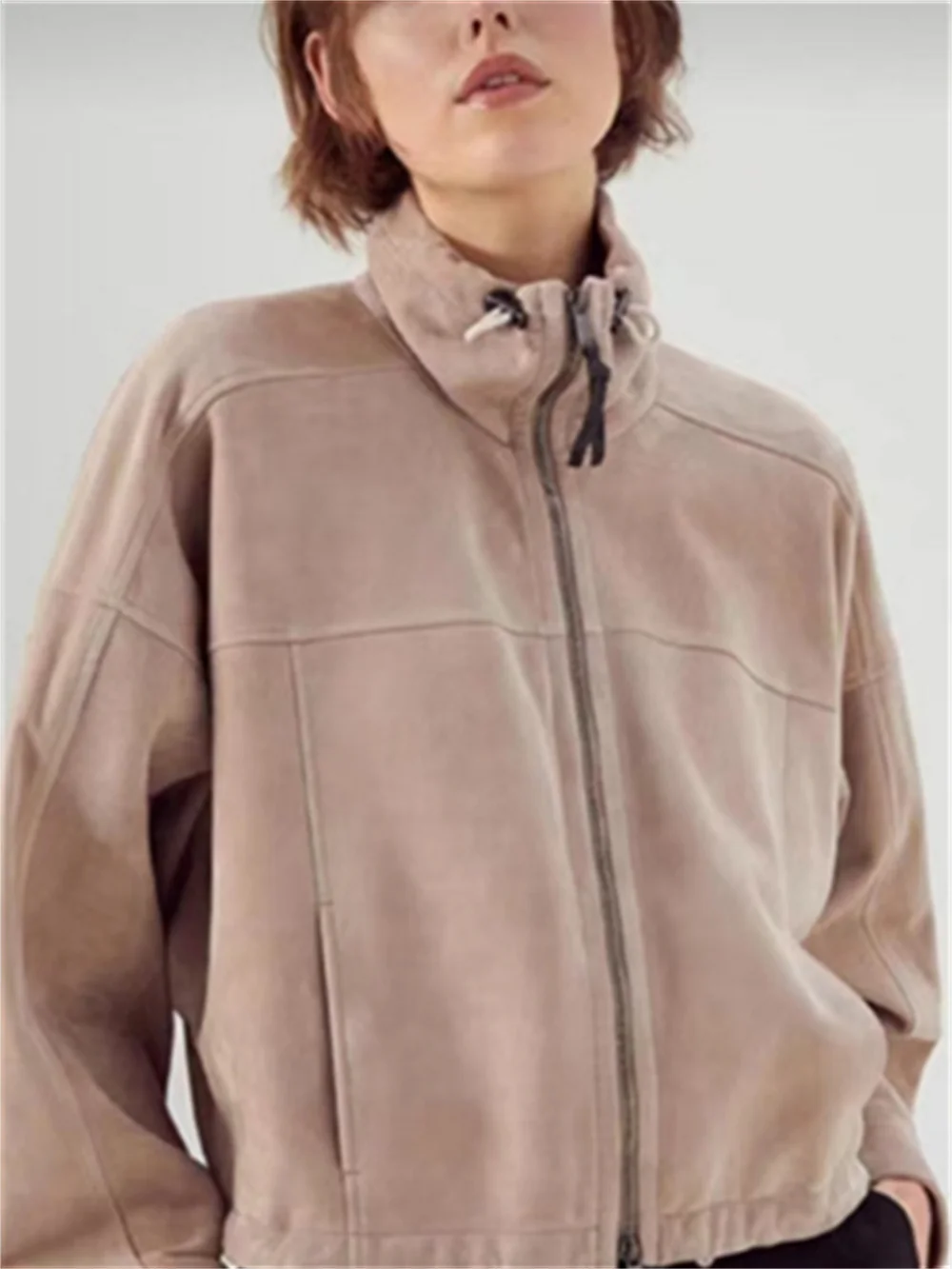 

Женская короткая куртка на молнии, повседневная осенняя куртка с длинным рукавом и отложным воротником, украшенная бусинами и цепочками, 2023