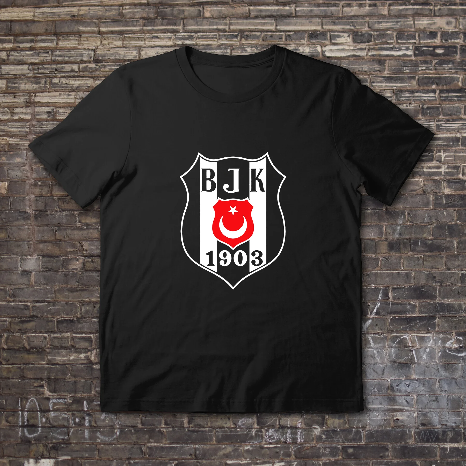 Amazing Tees Male T Shirt Oversized Essential Besiktas JK Turkey Football Soccer T-shirt Men T-shirts Graphic Short Sleeve S-3XL
Amazing Tees Male T Shirt Oversized Essential Besiktas JK Turkey Football Soccer T-shirt Men T-shirts Graphic Short Sleeve S-3XL