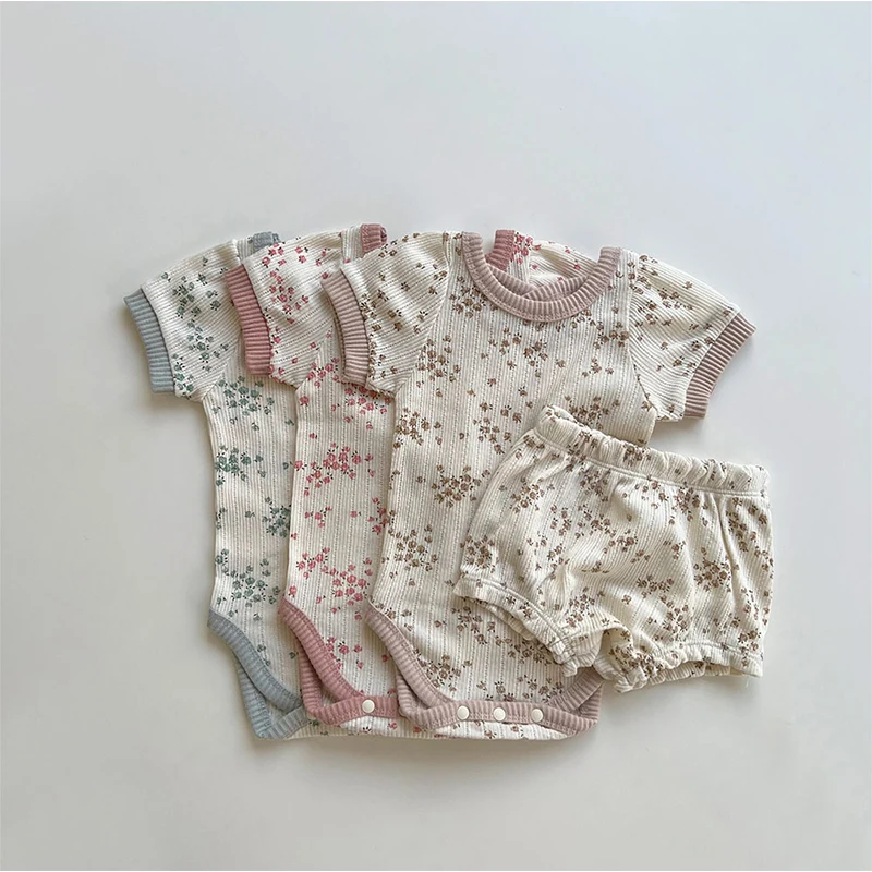 Baby Girls Summer Clothes Sets Flower Printed Cute Romper and Shorts 2pcs Bodysuits Set for Infants Kids Cotton Clothing
Baby Girls Summer Clothes Sets Flower Printed Cute Romper and Shorts 2pcs Bodysuits Set for Infants Kids Cotton Clothing