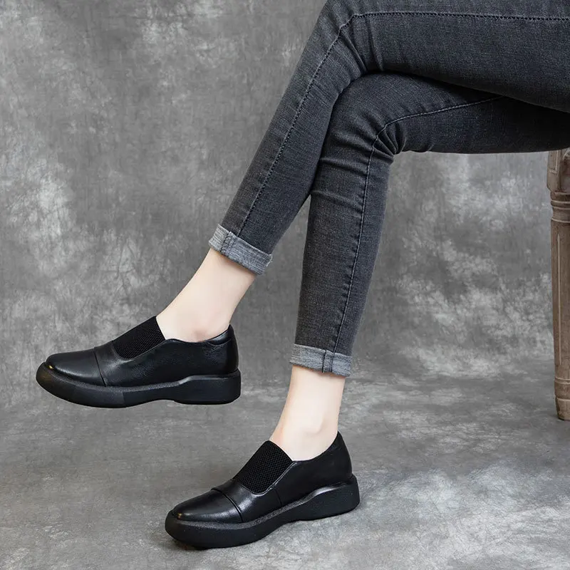 2022 New Ladies Cowhide Single Shoes Soft Sole Shoes Leather Loafers Non-slip Comfortable Flat Heel Work Shoes Women Boots
2022 New Ladies Cowhide Single Shoes Soft Sole Shoes Leather Loafers Non-slip Comfortable Flat Heel Work Shoes Women Boots