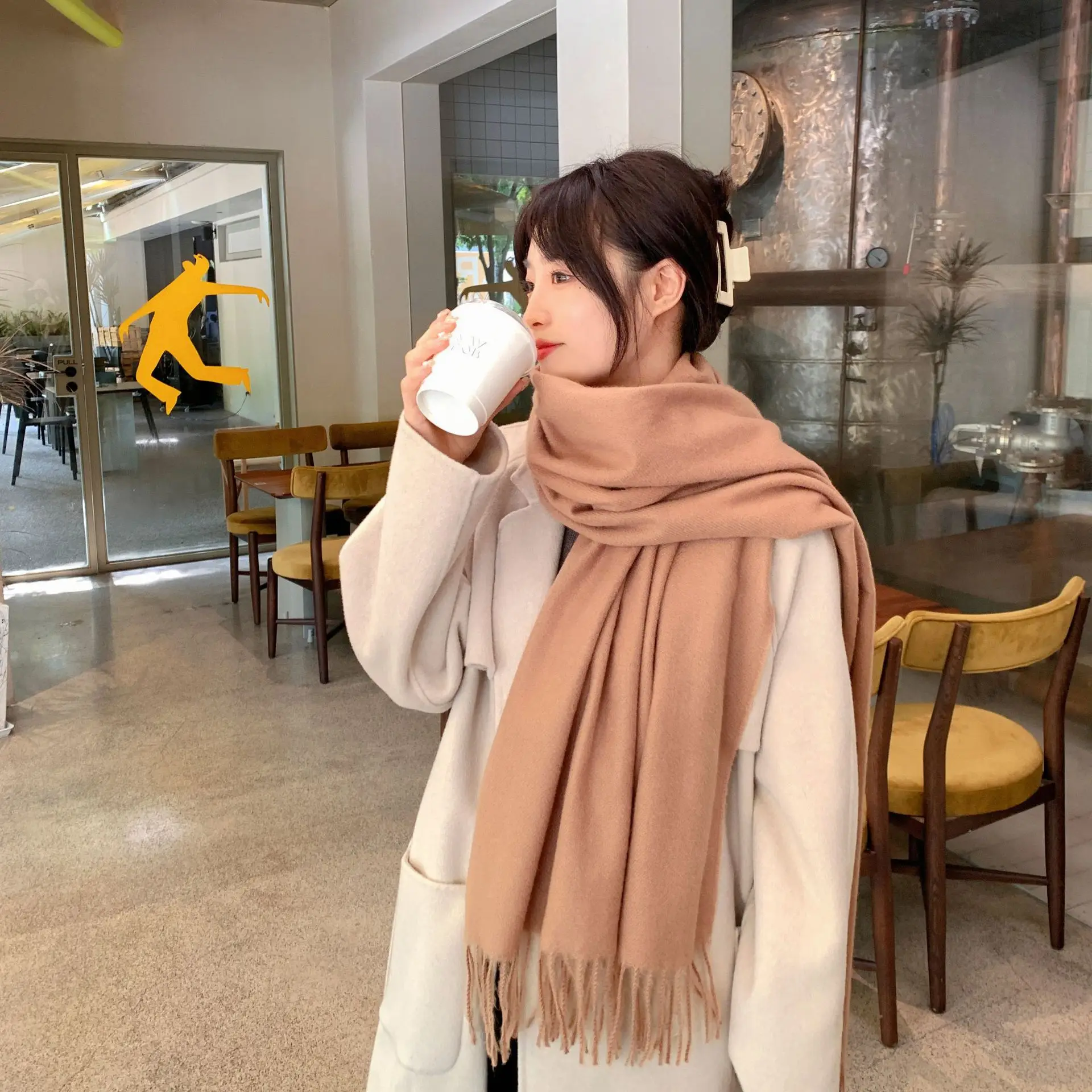 England Winter Women Cashmere Virgin Wool TasselScarf 190x30cm Solid Color Black White Warm Girls School Big Shawls
England Winter Women Cashmere Virgin Wool TasselScarf 190x30cm Solid Color Black White Warm Girls School Big Shawls