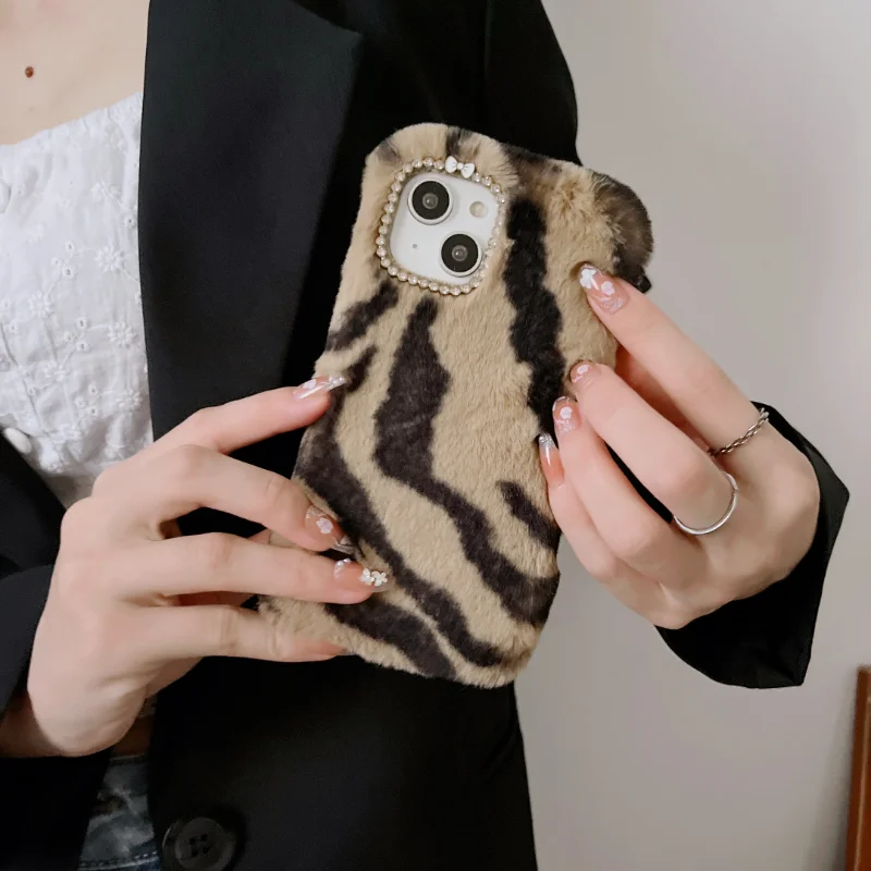 Zebra Print Glitter Plush Case For Samsung Galaxy S22 Ultra S21 S20 FE S10 S9 Plus Note 20 10 Soft Fuzzy Plush Shockproof Case
Zebra Print Glitter Plush Case For Samsung Galaxy S22 Ultra S21 S20 FE S10 S9 Plus Note 20 10 Soft Fuzzy Plush Shockproof Case