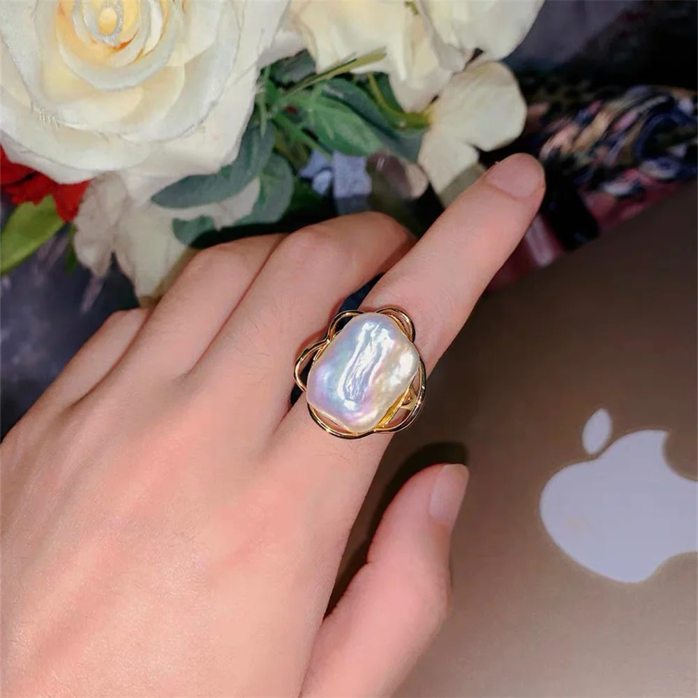 

Natural strong light square baroque pearl ring opening the most dazzling design, atmospheric field, personality with