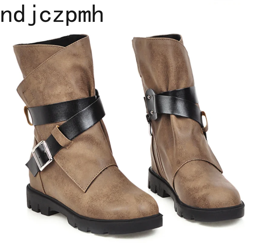 Женские ботинки на низком каблуке 3 см, модная зимняя обувь с круглым носком, на молнии, обувь больших размеров 33-43, высота каблука 
Женские ботинки на низком каблуке 3 см, модная зимняя обувь с круглым носком, на молнии, обувь больших размеров 33-43, высота каблука