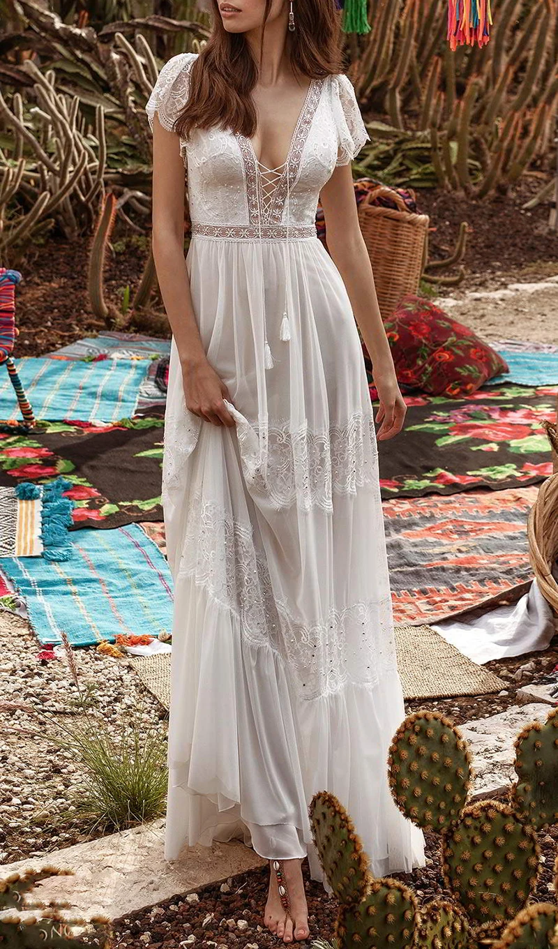 2022 Summer Women Long Beach Dress Lace Up Sexy Transparent White Lace Sexy Maxi Tunic Dress
2022 Summer Women Long Beach Dress Lace Up Sexy Transparent White Lace Sexy Maxi Tunic Dress