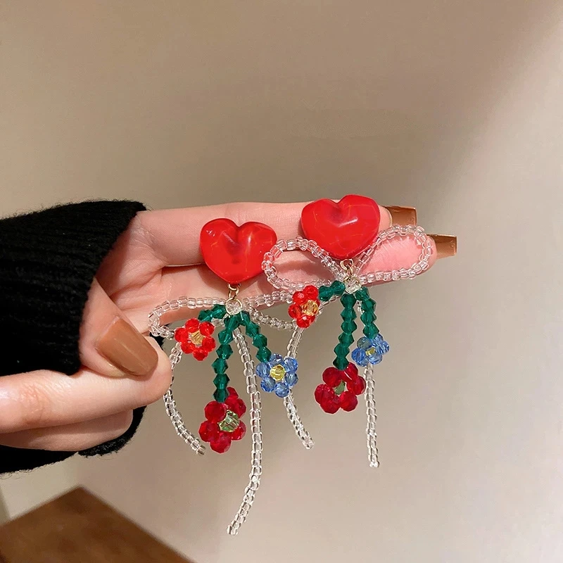 French Vintage Red Earrings Tender Resin Flower Heart Crystal Drop Dangle Earrings for Women Girls Jewelry Accessories Gift
French Vintage Red Earrings Tender Resin Flower Heart Crystal Drop Dangle Earrings for Women Girls Jewelry Accessories Gift