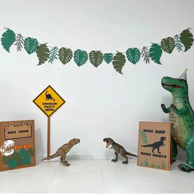 INS Dino Party Supplies Boy Dinosaur Birthday Decorations Non Woven Leaves Garland
INS Dino Party Supplies Boy Dinosaur Birthday Decorations Non Woven Leaves Garland
