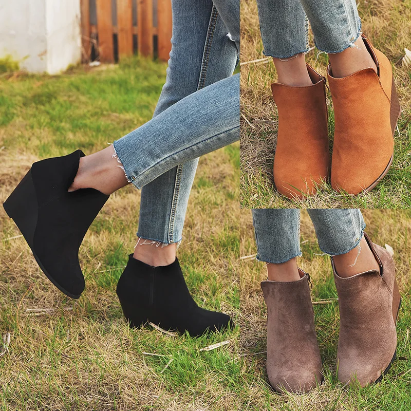 Autumn and Winter New Fashion Women's Boots Large Size Wedge Heels Women's High Heels Retro Casual Fashion Shoes
Autumn and Winter New Fashion Women's Boots Large Size Wedge Heels Women's High Heels Retro Casual Fashion Shoes