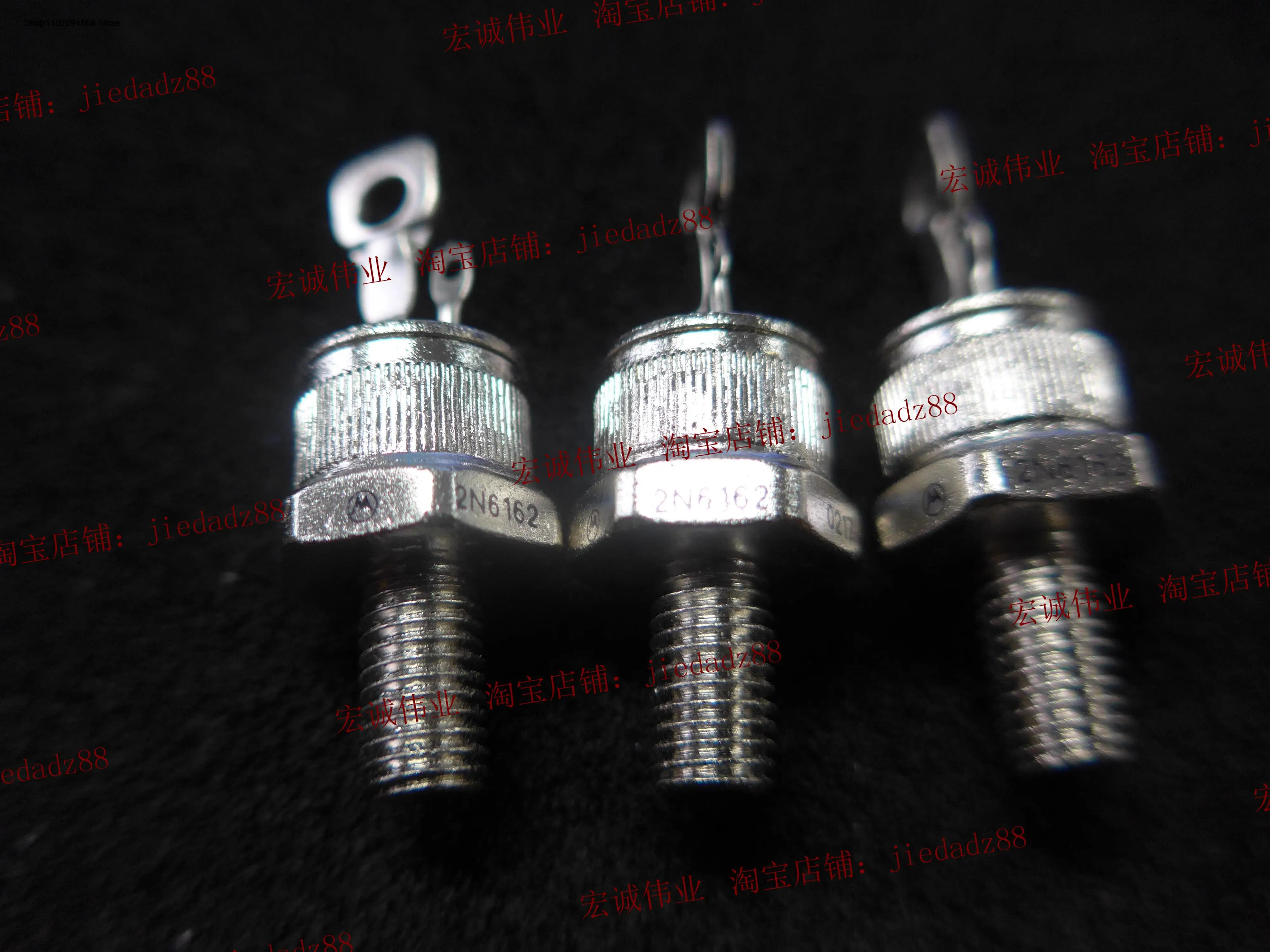 1 шт 2N6162
1 шт 2N6162