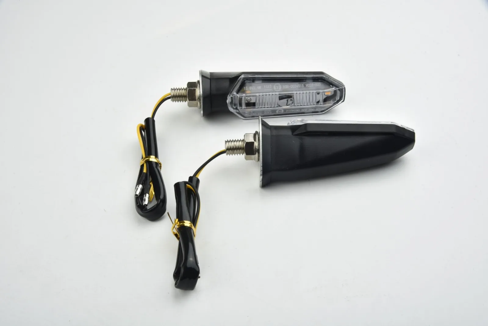 4*Motorcycle LED Turn Signal Lights Flasher LED Arrow Indicator Blinker Lamps Amber Two Wires 12V For Kawasaki Hondas For Suzuki
4*Motorcycle LED Turn Signal Lights Flasher LED Arrow Indicator Blinker Lamps Amber Two Wires 12V For Kawasaki Hondas For Suzuki