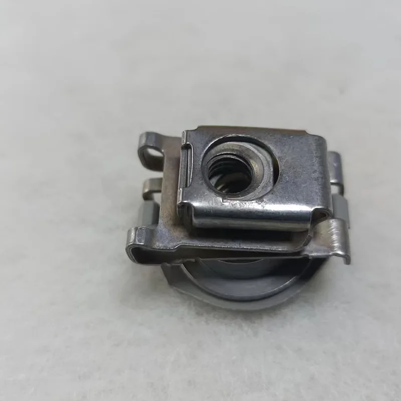 7280779 для BMW 1 2 3 4 X1 X3 X4 X5 X6 M4 F серия корпус передней фары Набор гаек для передней фары металлический винт Выравнивающая гайка 63127280779
7280779 для BMW 1 2 3 4 X1 X3 X4 X5 X6 M4 F серия корпус передней фары Набор гаек для передней фары металлический винт Выравнивающая гайка 63127280779