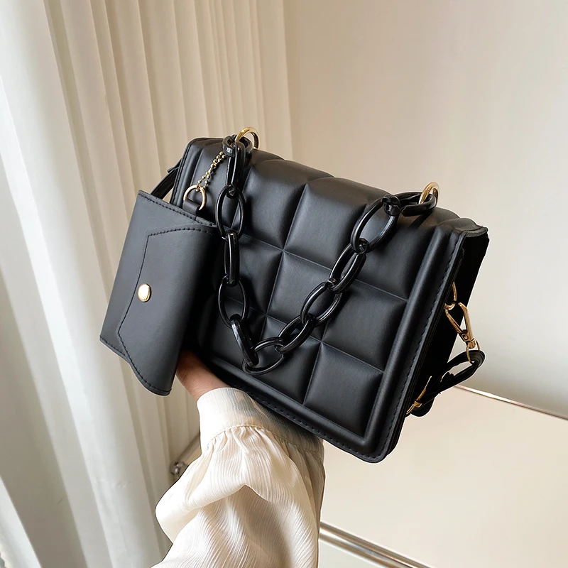 2023Ins High Quality Honeycherry Geo Embossed Flap Mini Handbags for Women Purses Mini Crossbody Bag Crossbody Bag Crossbody Bag
2023Ins High Quality Honeycherry Geo Embossed Flap Mini Handbags for Women Purses Mini Crossbody Bag Crossbody Bag Crossbody Bag