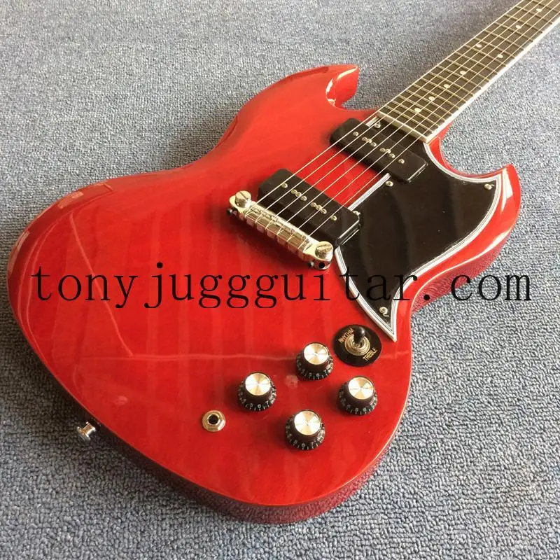 Custom Shop Pete Townsend Wine Cherry Red SG Electric Guitar Black P-90 Pickups, Wrap Around Bridge, Dot Inlay, Chrome Hardware
Custom Shop Pete Townsend Wine Cherry Red SG Electric Guitar Black P-90 Pickups, Wrap Around Bridge, Dot Inlay, Chrome Hardware