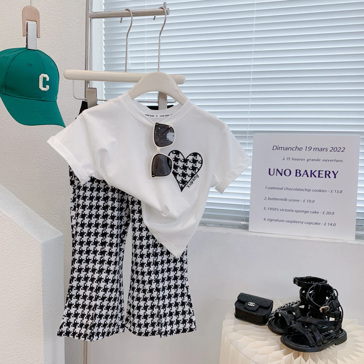 2 Piece Suit Summer Cute Girls Short Sleeve Sets Elegant Round Neck Long Pants Children Plaid Pullover Casual New 2023
2 Piece Suit Summer Cute Girls Short Sleeve Sets Elegant Round Neck Long Pants Children Plaid Pullover Casual New 2023