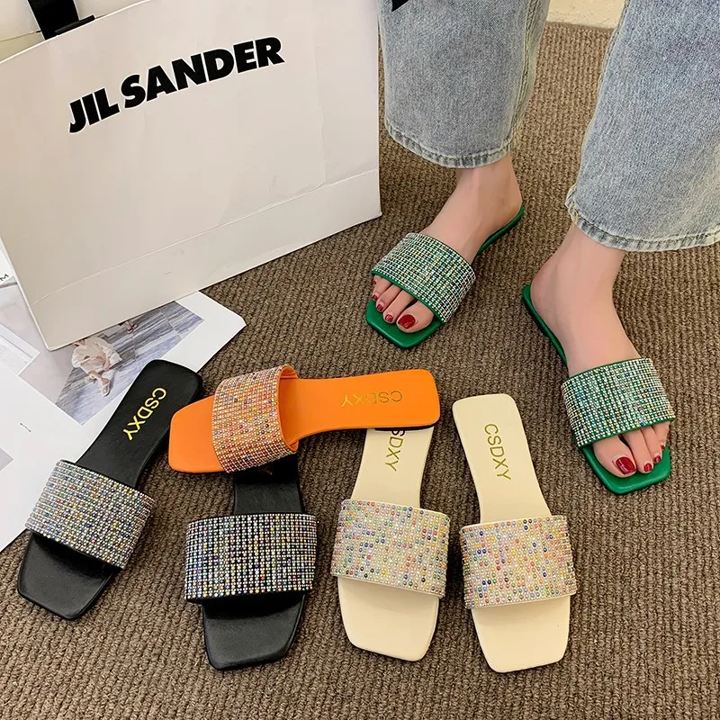 Slippers Women Summer Big Size Shoes Luxury Slides Pantofle Jelly Flip Flops Shale Female Beach Low Designer 2023 Glitter Sabot
Slippers Women Summer Big Size Shoes Luxury Slides Pantofle Jelly Flip Flops Shale Female Beach Low Designer 2023 Glitter Sabot