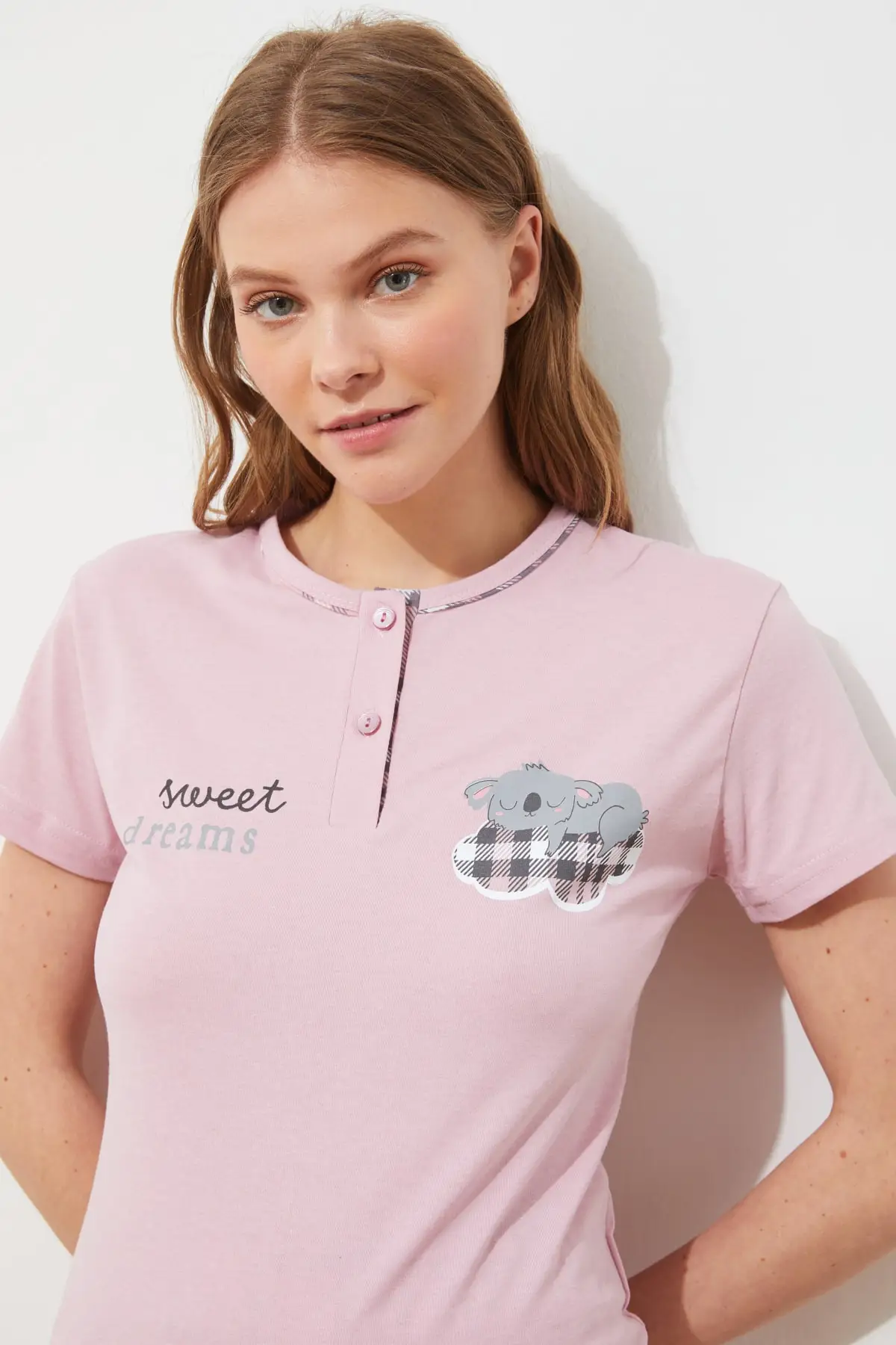 Trendyol Printed Knitted Pajamas Set THMSS21PT0828
Trendyol Printed Knitted Pajamas Set THMSS21PT0828