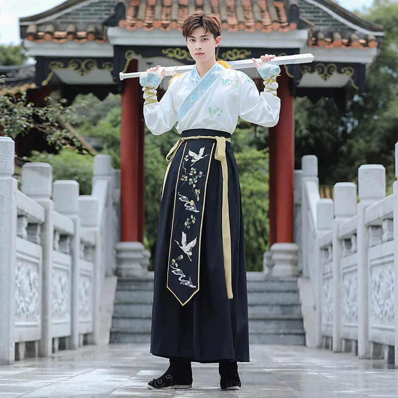 Chinese Traditional Hanfu Dress for Men Retro Crane Embroidery Folk Scholar Oriental Swordsman Festival Stage Performance Suits
Chinese Traditional Hanfu Dress for Men Retro Crane Embroidery Folk Scholar Oriental Swordsman Festival Stage Performance Suits