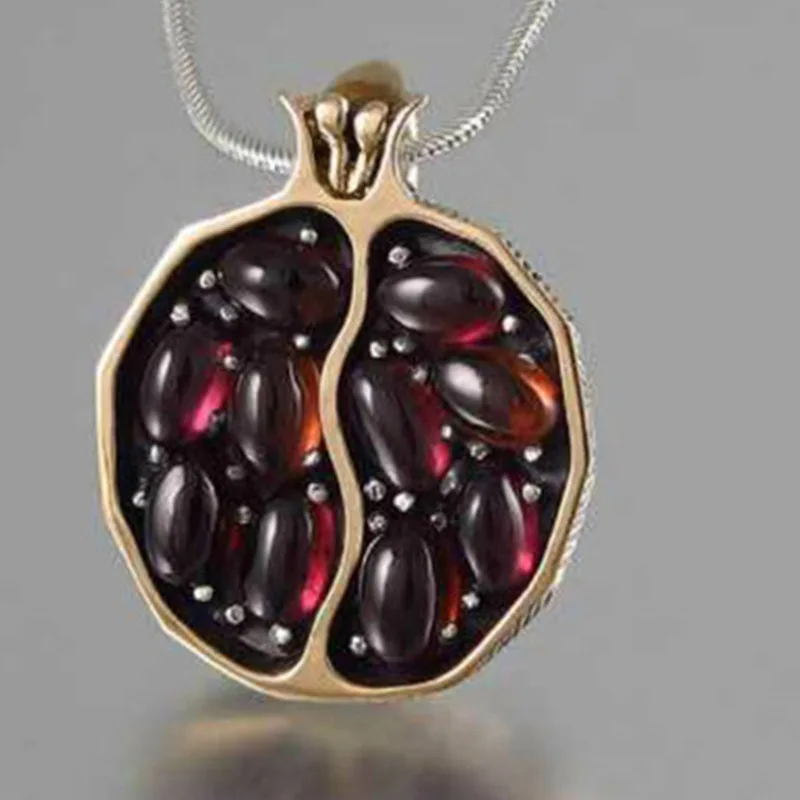 Milangirl Pendant Pomegranate Stone Necklace Women Long Chain Crystal/Garnet Necklace Fashion Jewelry Whole Sale
Milangirl Pendant Pomegranate Stone Necklace Women Long Chain Crystal/Garnet Necklace Fashion Jewelry Whole Sale