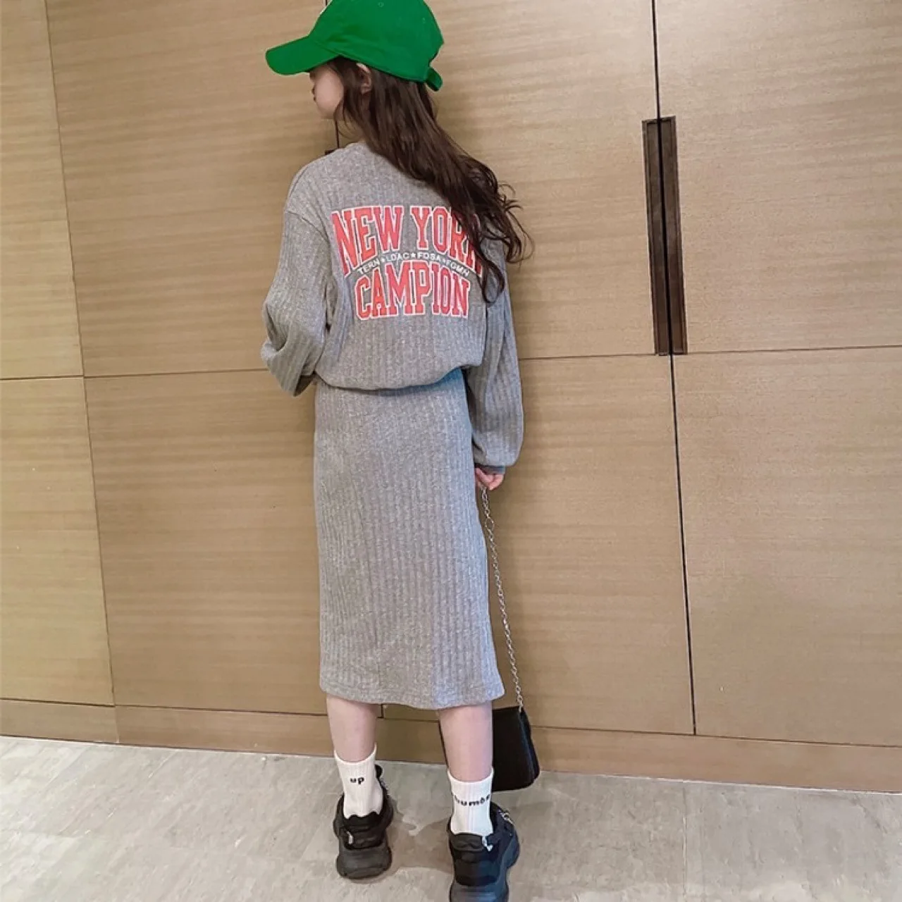 Clothes for 10 years old Girl Two pieces Long Sleeve Skirts Suits Spring Fall Teen Girls Outfits
Clothes for 10 years old Girl Two pieces Long Sleeve Skirts Suits Spring Fall Teen Girls Outfits