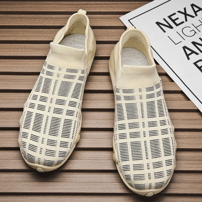 Men's Casual Slip-on Breathable Canvas Loafers Shoes Non-Slip Walking Shoes Fashion Lightweight Comfortable Sneakers for Male
Men's Casual Slip-on Breathable Canvas Loafers Shoes Non-Slip Walking Shoes Fashion Lightweight Comfortable Sneakers for Male