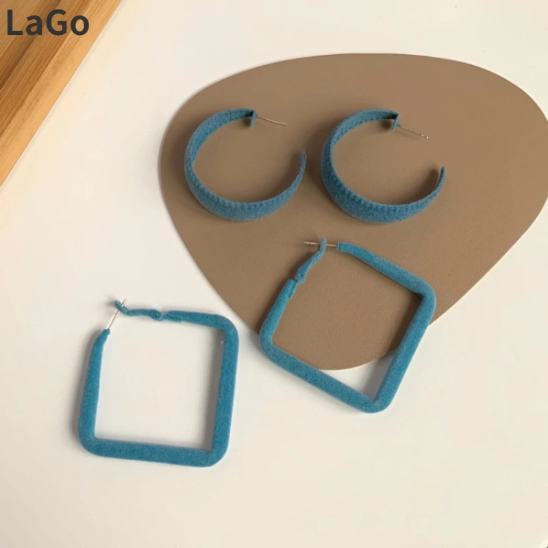 925 Silver Needle Modern Jewelry Geometric Earrings Popular Design Blue Flocking Earrings For Women Fashion Hoop Earrings
925 Silver Needle Modern Jewelry Geometric Earrings Popular Design Blue Flocking Earrings For Women Fashion Hoop Earrings