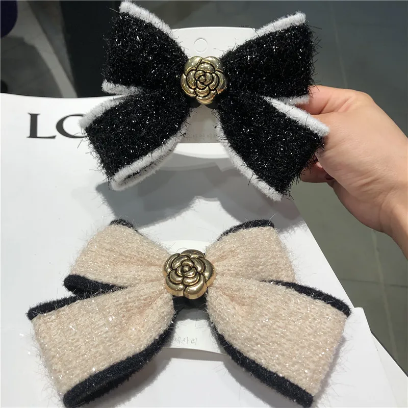 Autumn And Winter Plush Bowknot Retro Camellia Large Intestine Hair Loop Horsetail Women's Hair Accessories
Autumn And Winter Plush Bowknot Retro Camellia Large Intestine Hair Loop Horsetail Women's Hair Accessories