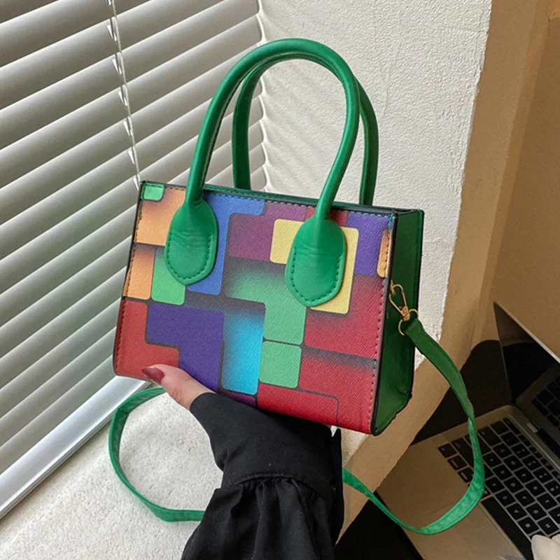 Trendy New Summer Hit Color Shoulder Bags for Women Chains Crossbody Messenger Bag Purse PU Leather Small Flap Handbag
Trendy New Summer Hit Color Shoulder Bags for Women Chains Crossbody Messenger Bag Purse PU Leather Small Flap Handbag