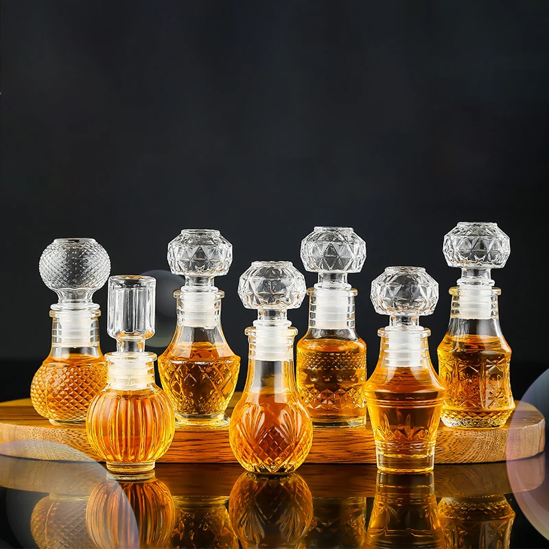 1 Pcs Small Empty Spirit Whisky Wine Bottle 50ml 100ml Mini Glass Alcohol Liquor Bottles With Screw Cap Whiskey Decanter
1 Pcs Small Empty Spirit Whisky Wine Bottle 50ml 100ml Mini Glass Alcohol Liquor Bottles With Screw Cap Whiskey Decanter
