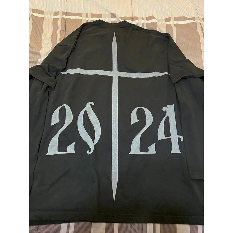 Quality 2024 Kanye High West Donda Chicago Concert T Shirt Men 1:1 Fashion Music Festival Sleeve Fake Two Long T-shirt
Quality 2024 Kanye High West Donda Chicago Concert T Shirt Men 1:1 Fashion Music Festival Sleeve Fake Two Long T-shirt