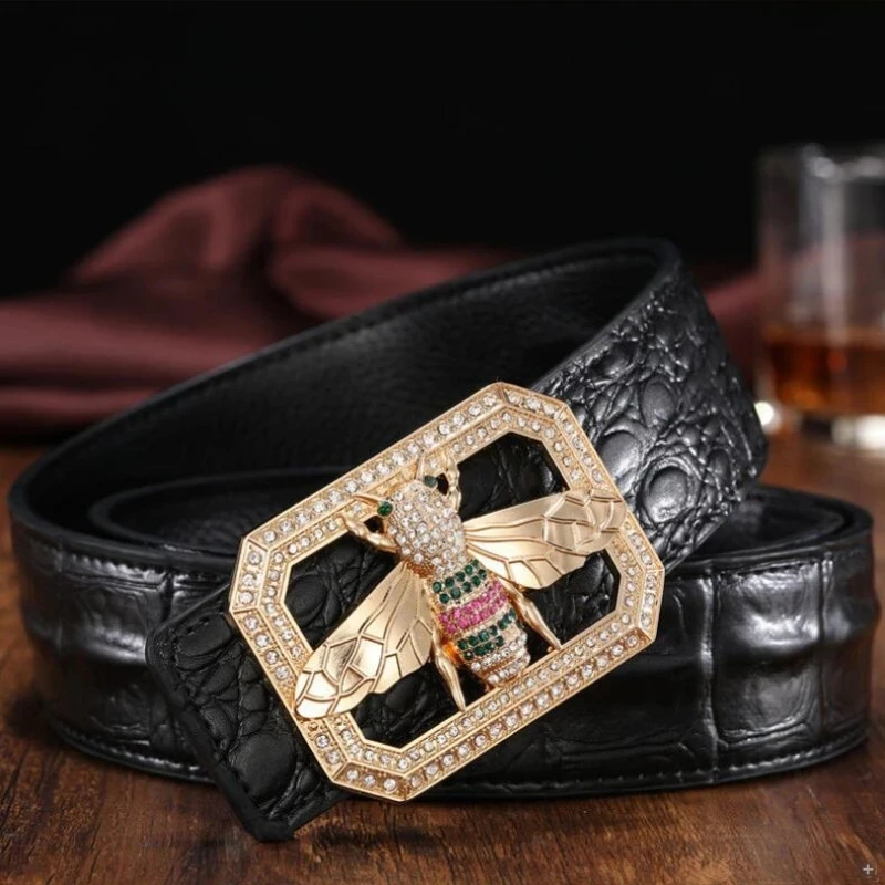 New Belts Men and Women Unisex Fashion Shiny Bee Design Buckle High Quality Width 3.8cm Waist Shaper Leather Belts for jeans
New Belts Men and Women Unisex Fashion Shiny Bee Design Buckle High Quality Width 3.8cm Waist Shaper Leather Belts for jeans