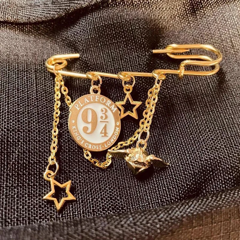 Vintage Brooch Fashion Clothing Stars Brooches for Women Lapel Pins Sweater Dress Brooch Pins Badge Buckle DIY Accessories Gifts
Vintage Brooch Fashion Clothing Stars Brooches for Women Lapel Pins Sweater Dress Brooch Pins Badge Buckle DIY Accessories Gifts