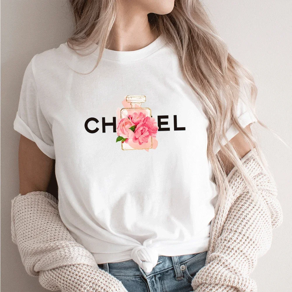 2023 Summer Women's 3D Printed Letter perfume T-shirt Fashion Short Sleeve Round Neck Casual Top T-shirt Clothing
2023 Summer Women's 3D Printed Letter perfume T-shirt Fashion Short Sleeve Round Neck Casual Top T-shirt Clothing