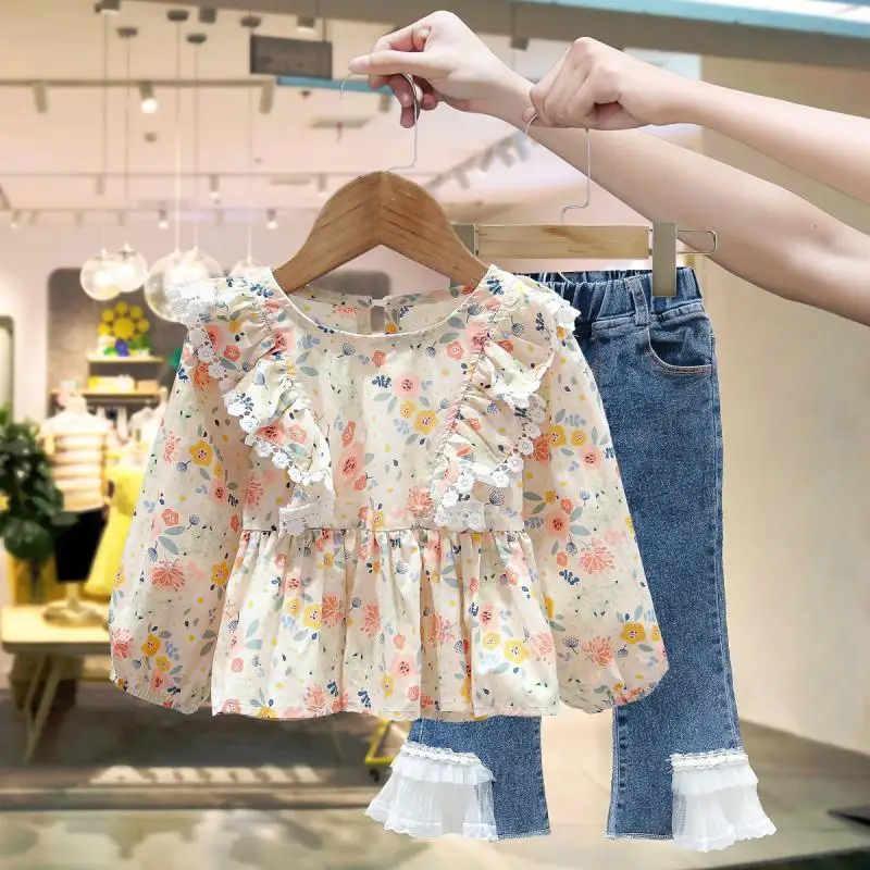 2023 Children Sets Tops Blouse O-neck Collar Pullover Print Floral Jeans Pants Ankle Length Cotton Solid Sweet Lovely Spring
2023 Children Sets Tops Blouse O-neck Collar Pullover Print Floral Jeans Pants Ankle Length Cotton Solid Sweet Lovely Spring