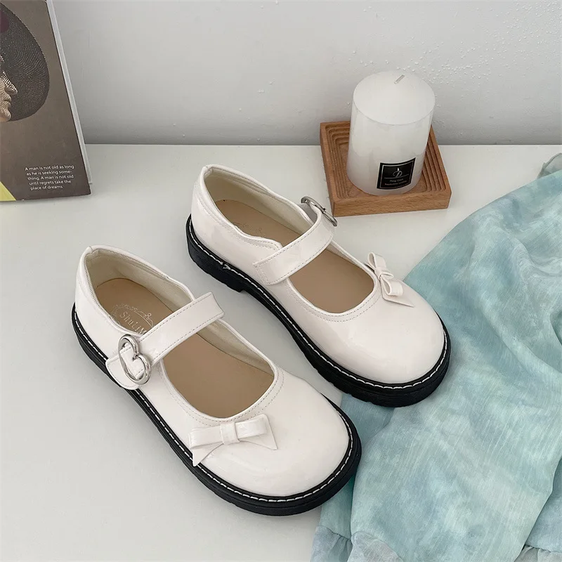 Offwhite Japanese Students Lolita Shoes For Women 2022 Autumn Lovely Bowknot Heart Buckle Mary Jane Shoes Soft Sole Flats Mujer
Offwhite Japanese Students Lolita Shoes For Women 2022 Autumn Lovely Bowknot Heart Buckle Mary Jane Shoes Soft Sole Flats Mujer
