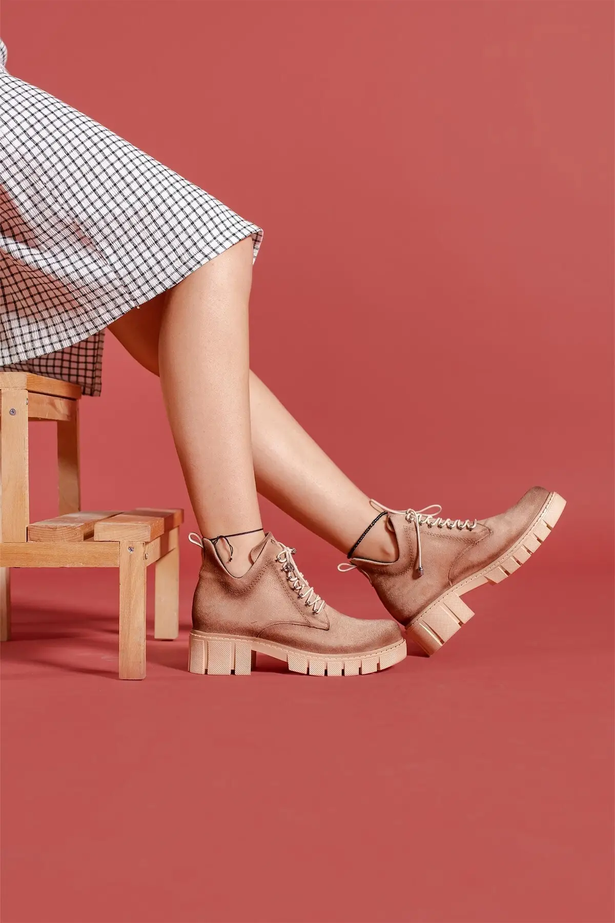 Женские замшевые сапоги, удобные роскошные стильные женские сапоги
Женские замшевые сапоги, удобные роскошные стильные женские сапоги