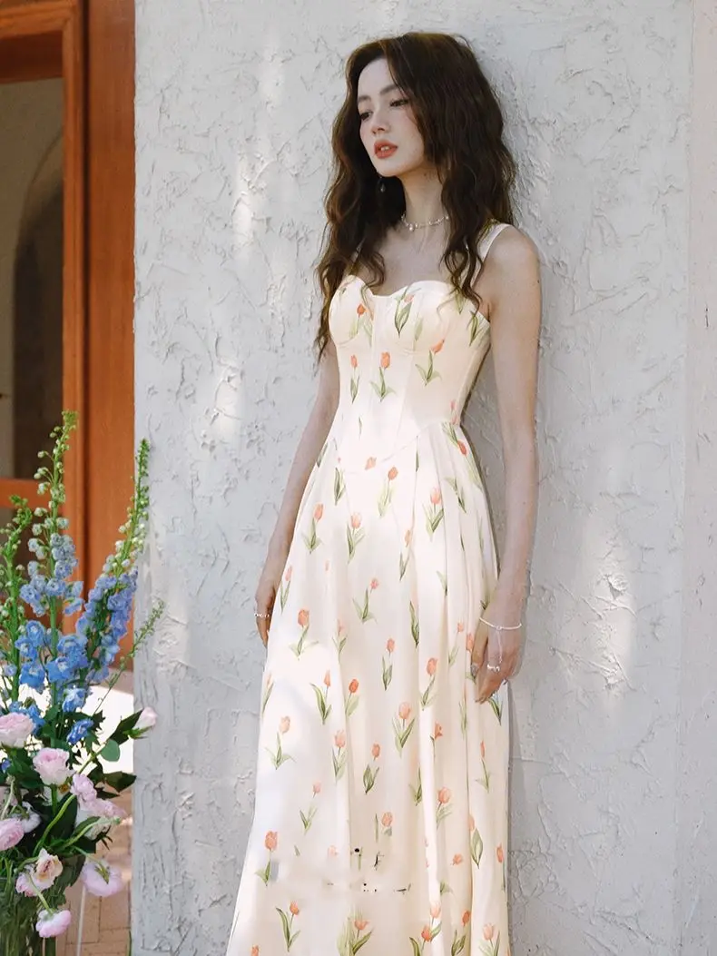Summer New Women Elegant Midi French Style Print Dress Spaghetti Strap Party Slim One Piece Holiday Beach Clothes Vestidos
Summer New Women Elegant Midi French Style Print Dress Spaghetti Strap Party Slim One Piece Holiday Beach Clothes Vestidos