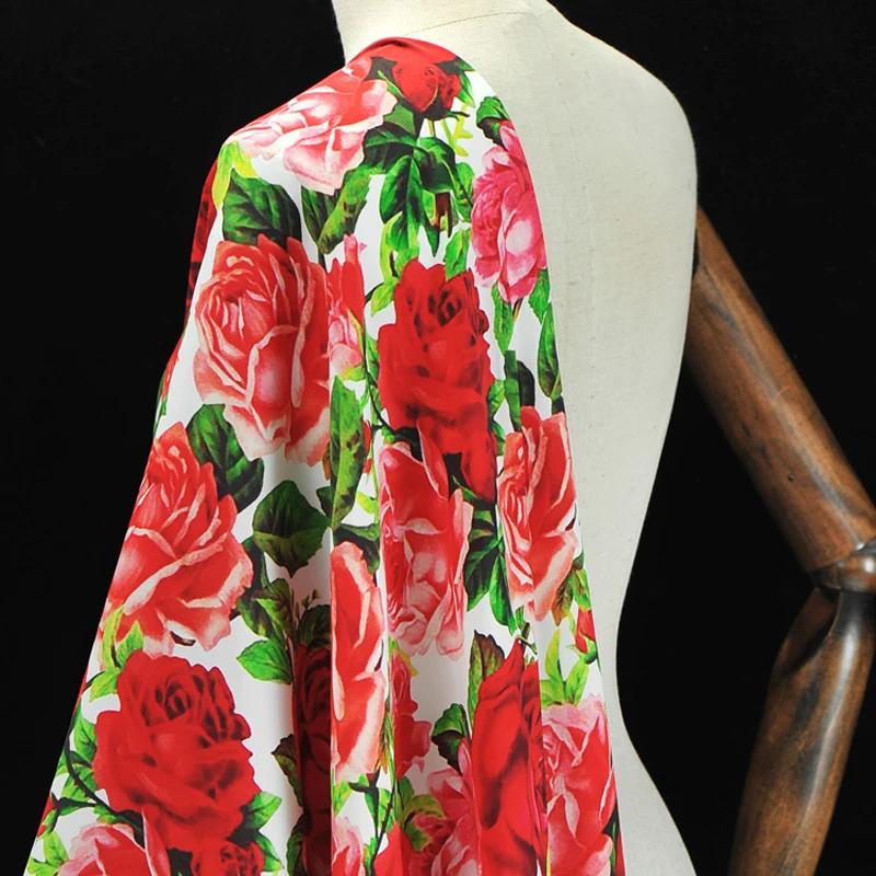 112CM Wide 19MM Red Rose Floral Print Stretch Silk Fabric Good for Spring Summer Dress Skirt Shirt Pants J181
112CM Wide 19MM Red Rose Floral Print Stretch Silk Fabric Good for Spring Summer Dress Skirt Shirt Pants J181