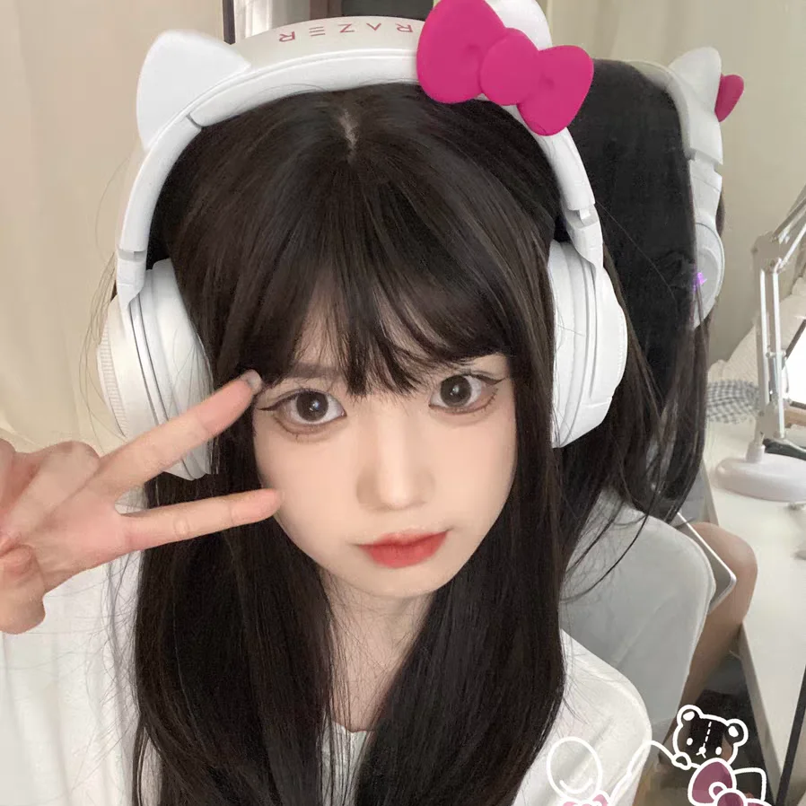 Оригинальные светящиеся наушники Hello Kitty Razer, гарнитура с милой кошкой, Беспроводная Bluetooth-гарнитура, модная Музыкальная гарнитура для телефона и компьютера с микрофоном
Оригинальные светящиеся наушники Hello Kitty Razer, гарнитура с милой кошкой, Беспроводная Bluetooth-гарнитура, модная Музыкальная гарнитура для телефона и компьютера с микрофоном