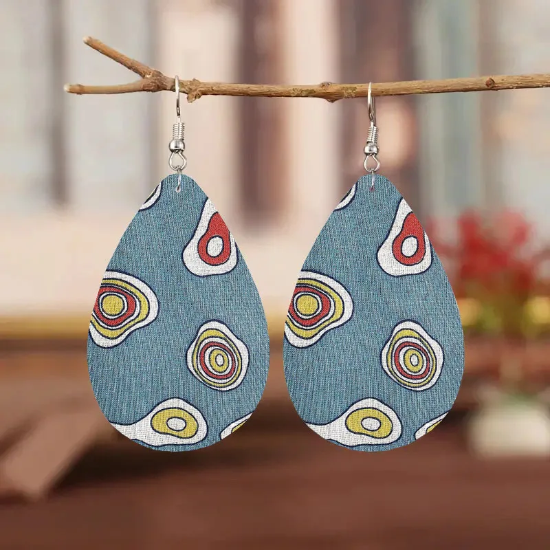 1Pair Bohemian Fashion Style PU Leather Droplet Earrings Creative Print Men's and Women's Daily Wear Ear Jewelry Creative Person
1Pair Bohemian Fashion Style PU Leather Droplet Earrings Creative Print Men's and Women's Daily Wear Ear Jewelry Creative Person