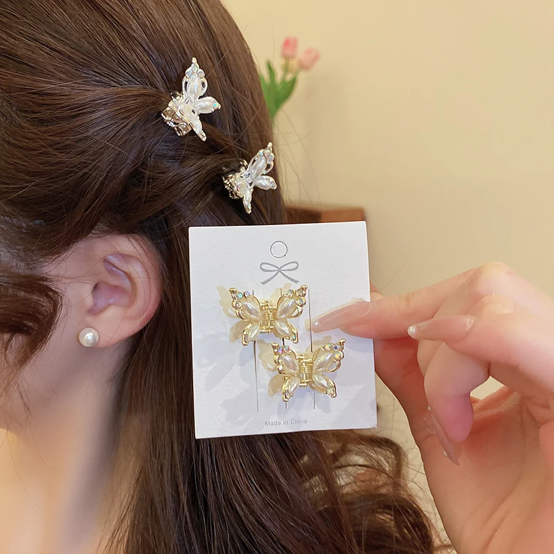 DREJEW Luxury Design Gold Color Butterfly Hair Claws for Women Girls Fashion Rhinestones Peplum Hair Jewelry Bride Wedding Tiara
DREJEW Luxury Design Gold Color Butterfly Hair Claws for Women Girls Fashion Rhinestones Peplum Hair Jewelry Bride Wedding Tiara
