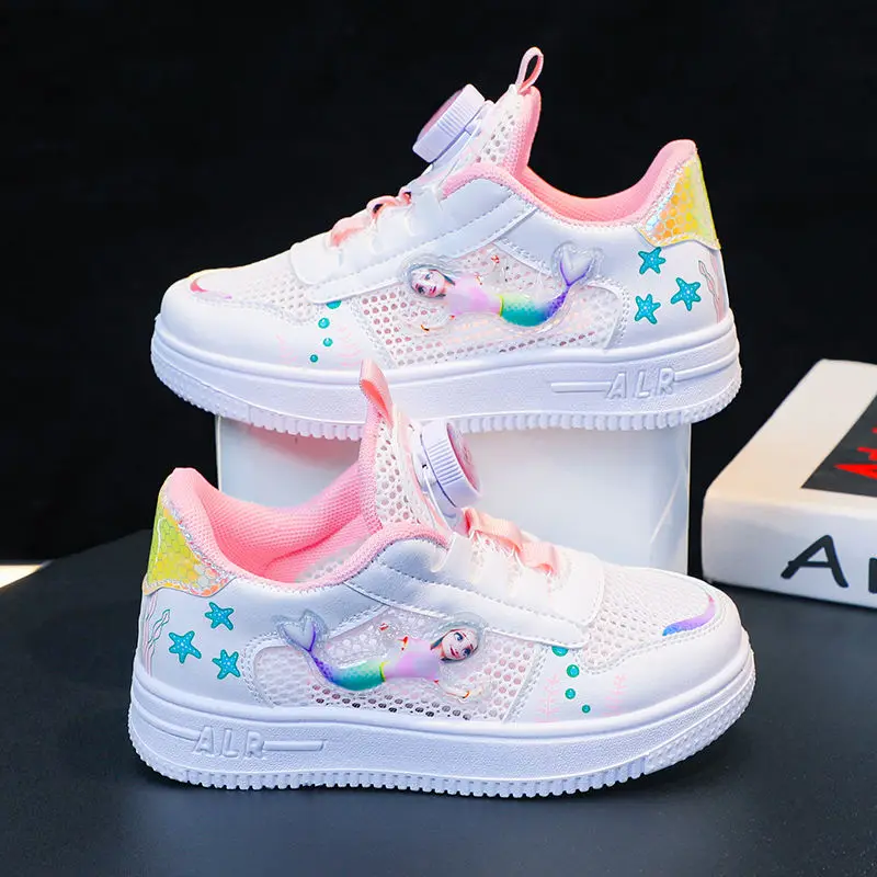 Disney Girls' Mesh Casual Shoes Ariel Summer Girls' Soft Sole White Shoes Rotating Button Lightweight Sports Walking Shoes
Disney Girls' Mesh Casual Shoes Ariel Summer Girls' Soft Sole White Shoes Rotating Button Lightweight Sports Walking Shoes